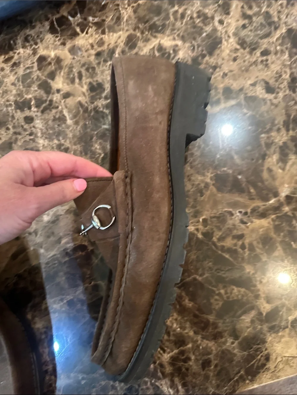 Like new! Men’s Gucci brown suede loafers size 13